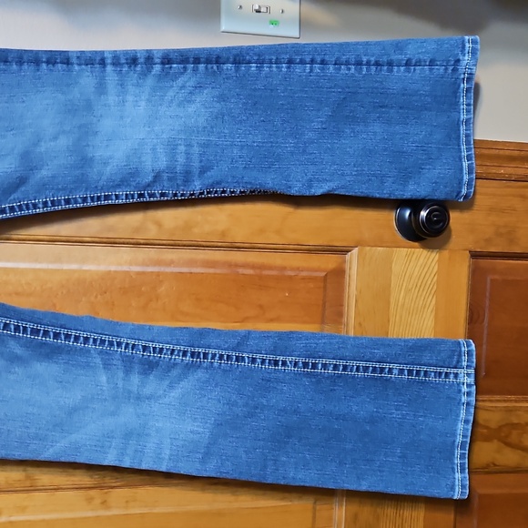 Miss Me Signature Boot Cut Low-Rise Embellished Jeans - Picture 3 of 12